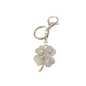 Lucky Clover Keychain – Rhinestone Four-Leaf Charm for Purse or Bag